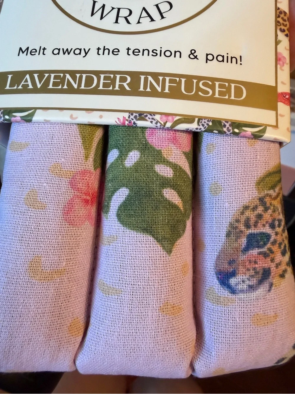Pink Sky NWT Lavender-Infused Neck & Body Wrap and Eye Mask Pampering Gift Set